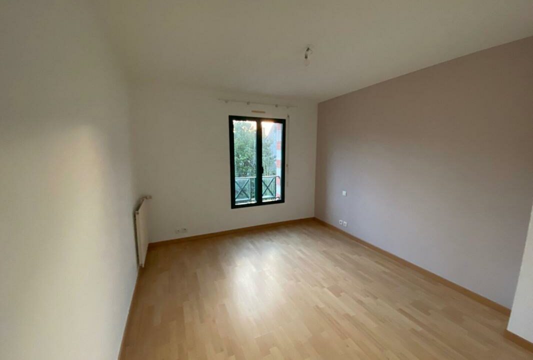 L01963-15112025-055831-3