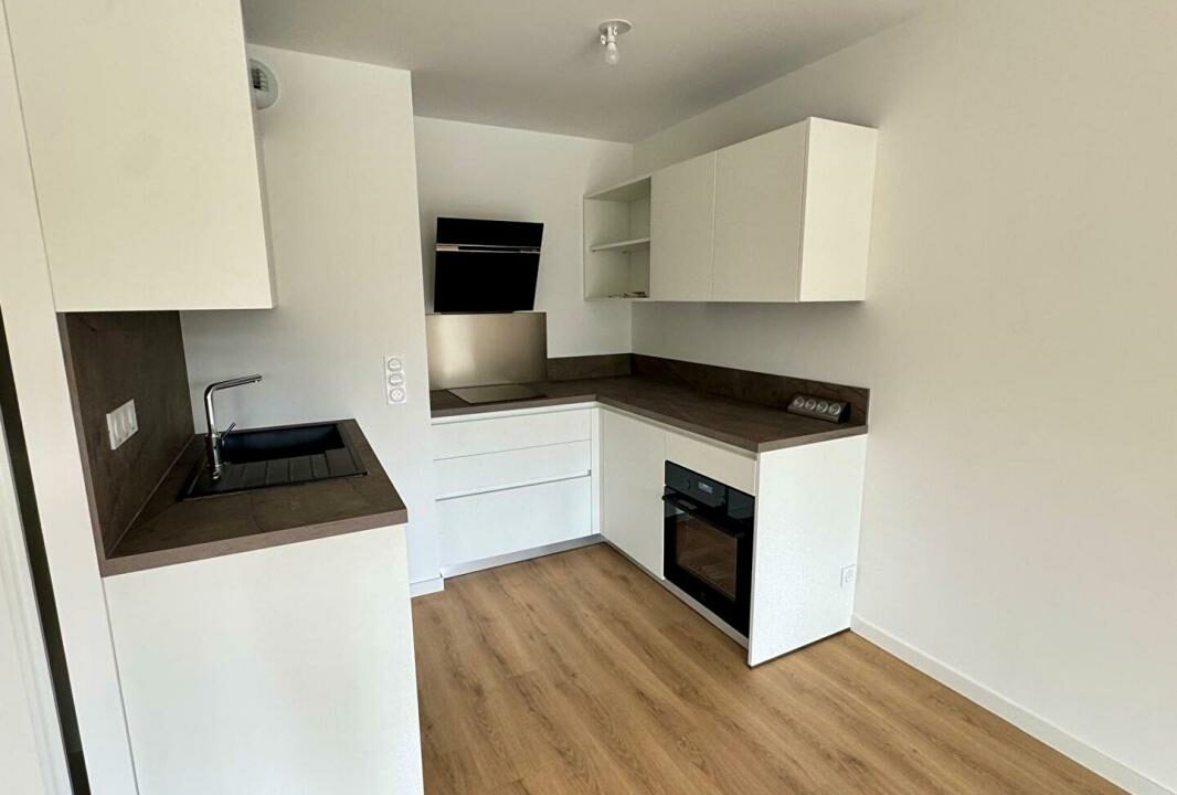 02092-24122025-112740