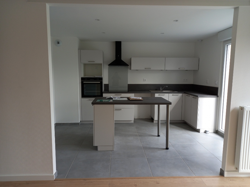 L01922-12122025-060132