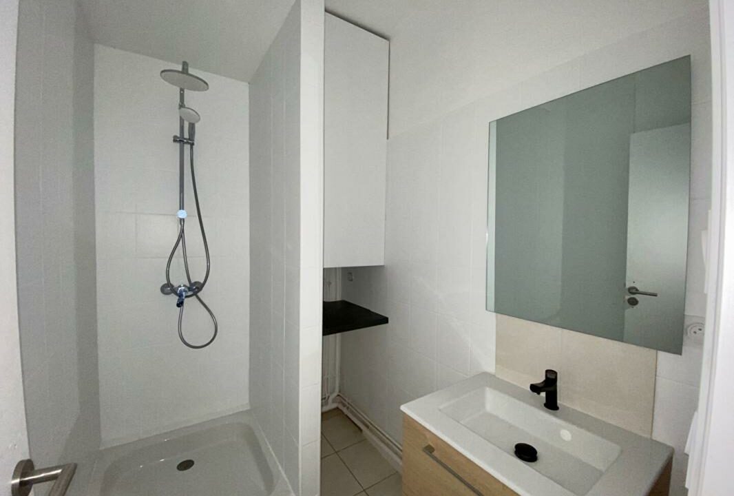 L02095-13122025-054848-2